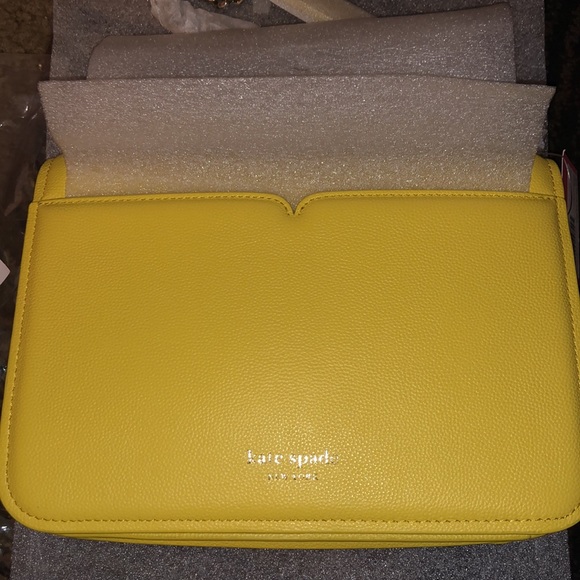 Locket, large flap, shoulder bag - Picture 2 of 5